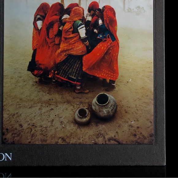 Book Phaidon Coffee Table Steve McCurry “India” XL Hardcover VG Photography Art - Picture 4 of 15